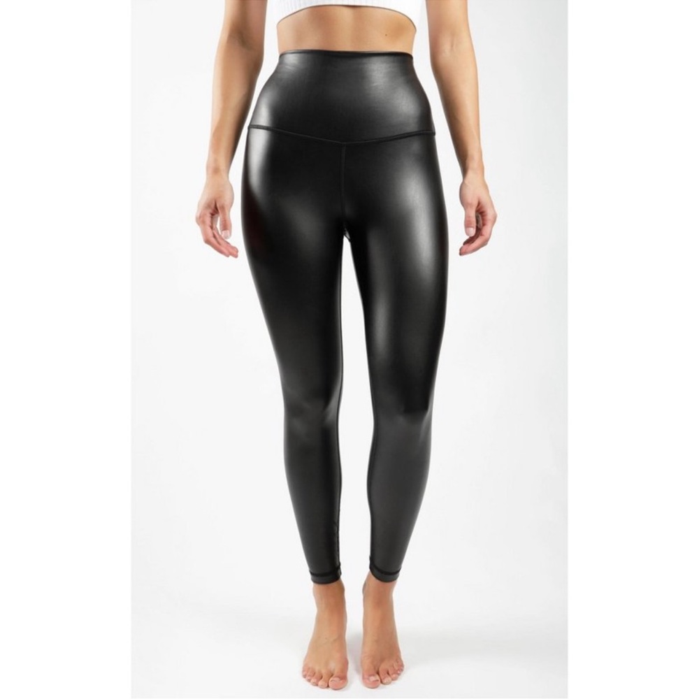 Leather leggings